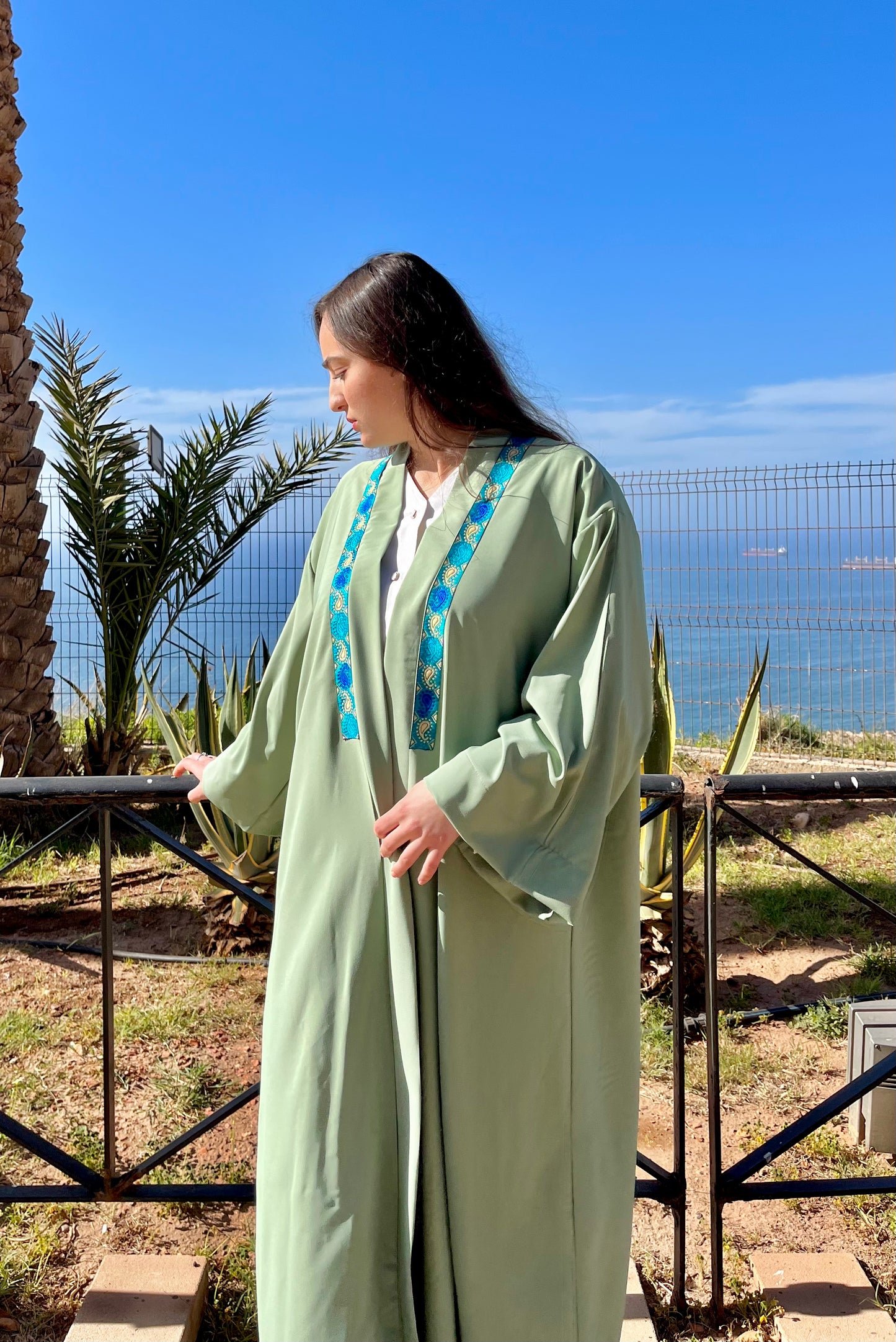 Abaya laha