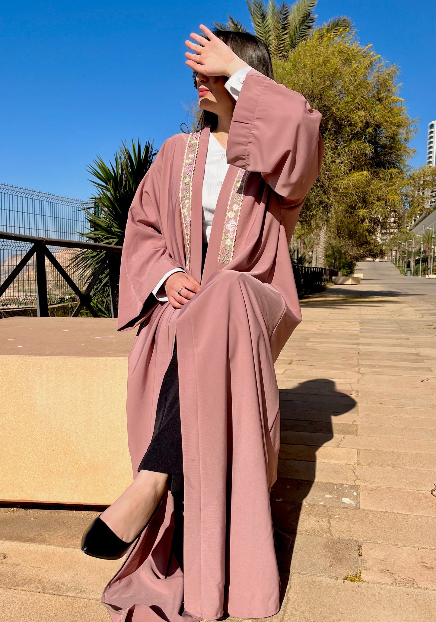 Abaya Rosa